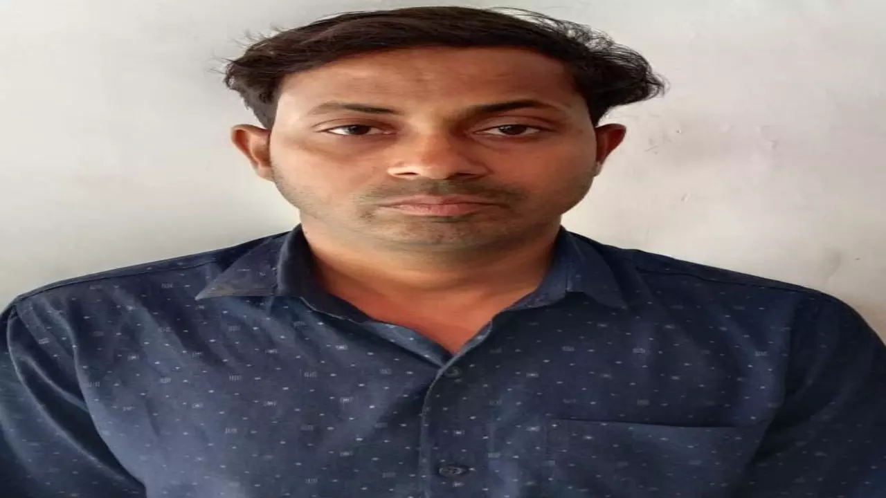 Meerut News:दो मासूम बच्चियों से की अश्लील हरकत, 24 घंटे में गिरफ्तार हुआ आरोपी मौ. आजम