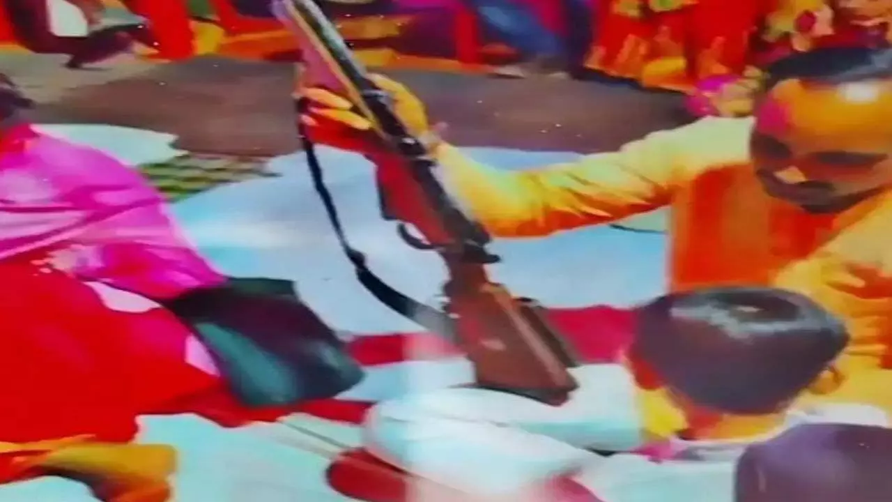 firing through innocent during Hawan Puja Crime News in hindi