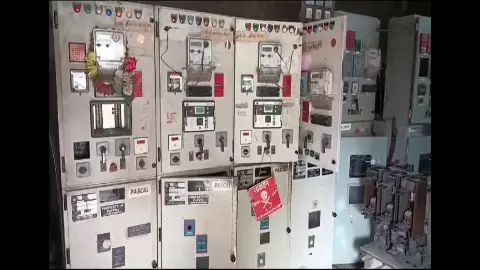 Fatehpur News: 18 की जगह 6 घंटे बिजली, विभाग की लापरवाही से त्रस्त जनता, आंदोलन की चेतावनी