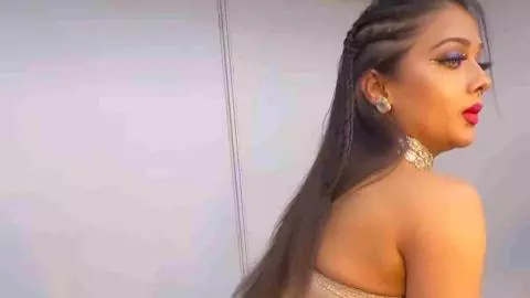 Viral Bold Video: देसी हसीना ने बेड पर कर दी अश्लील हरकत, यूजर्स बोले- वाहियात Viral Bold Video: देसी हसीना ने बेड पर कर दी अश्लील हरकत, यूजर्स बोले- वाहियात