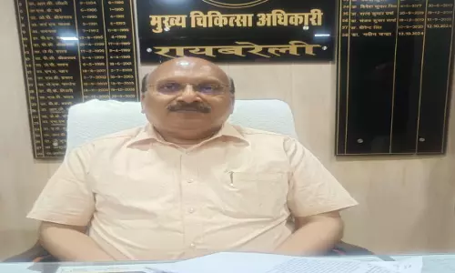 CMO Dr Naveen Chandra Raebareli