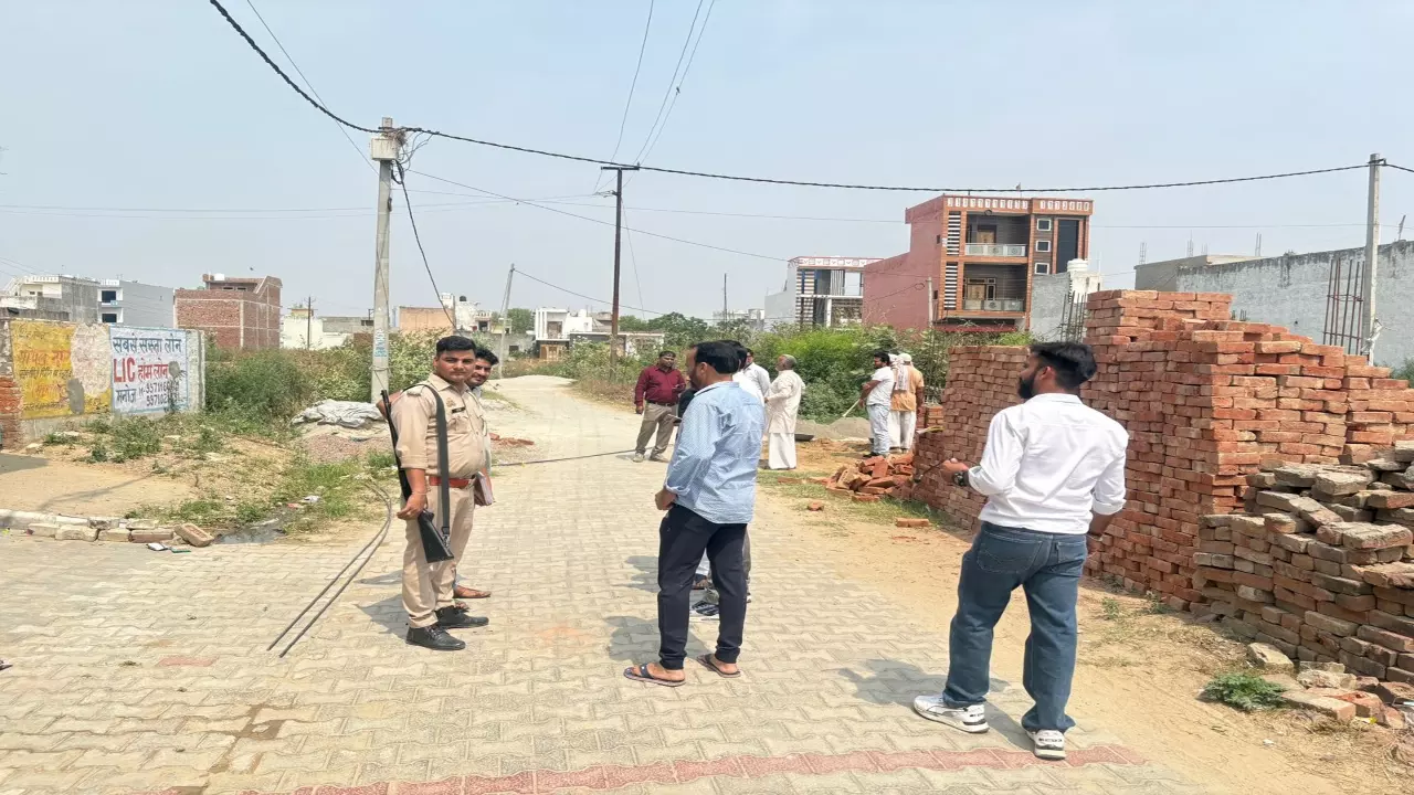 Hapur News