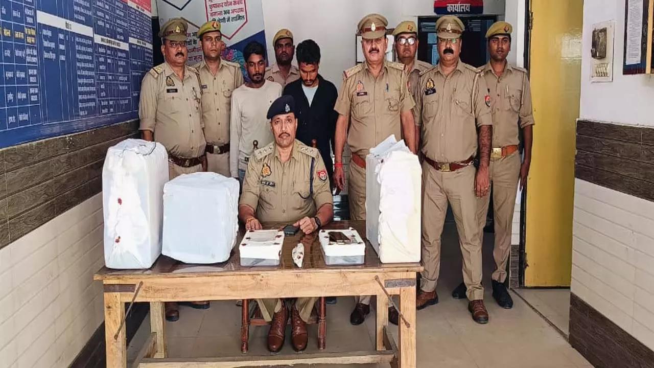 Police arrest two homosexual thieves, recover stolen goods