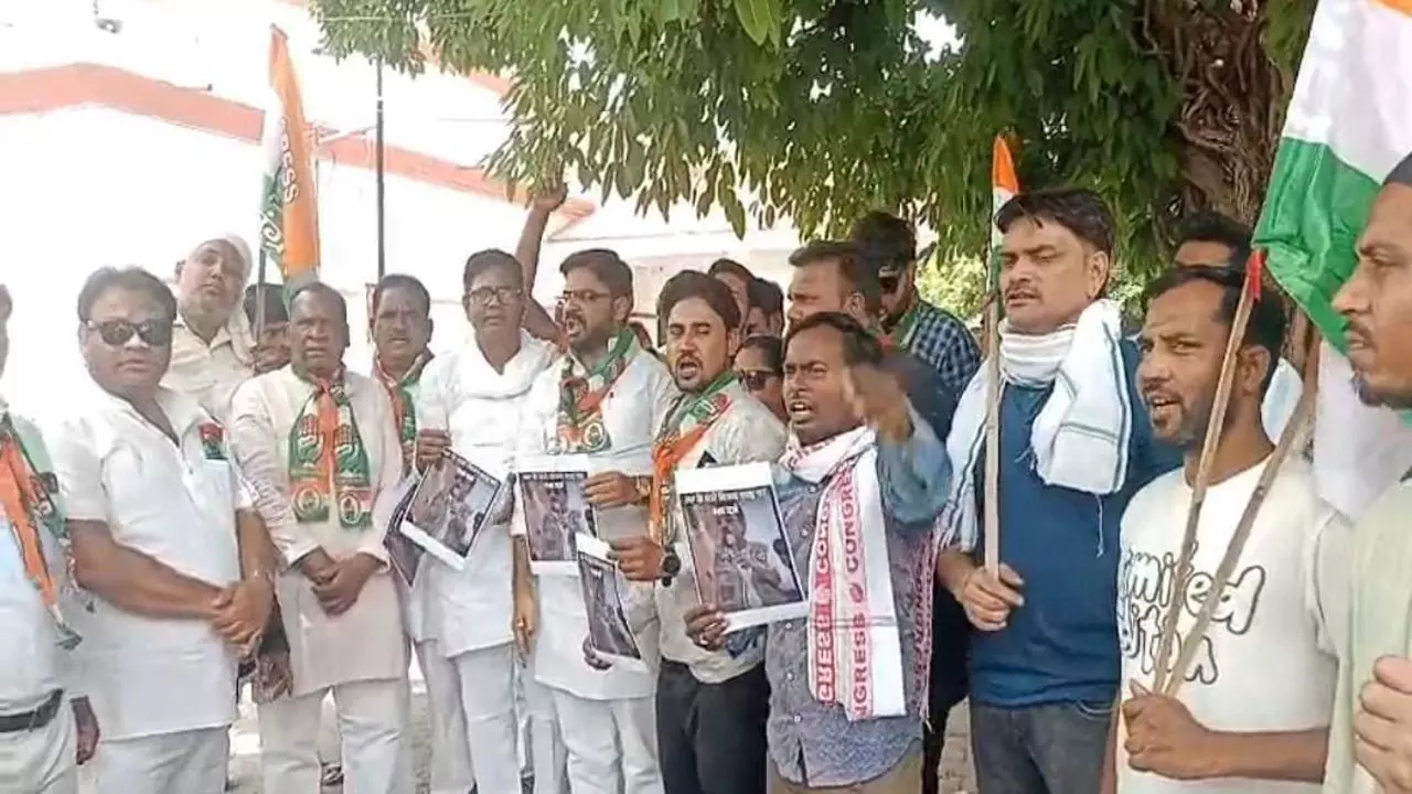 Congress protests