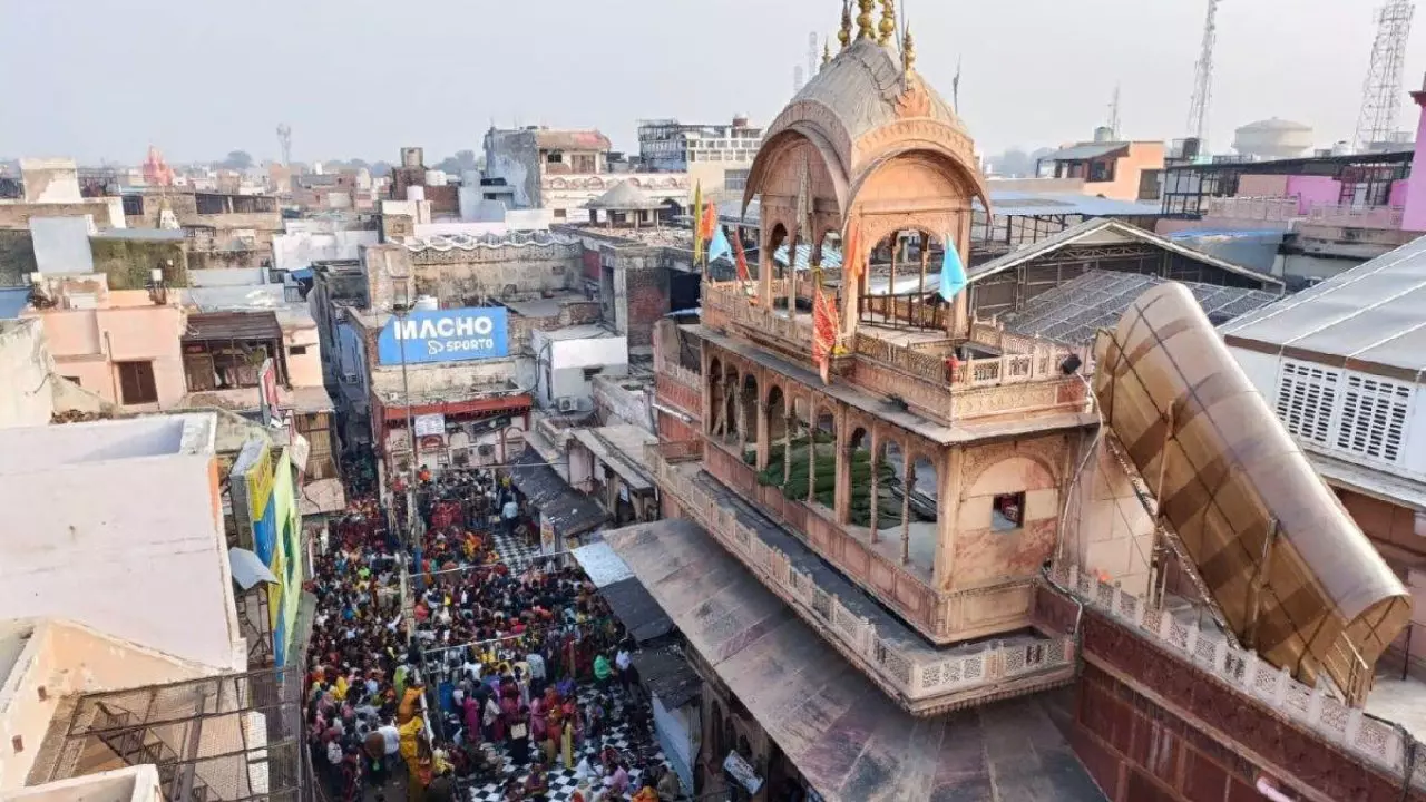 Banke Bihari Mandir Corridor case
