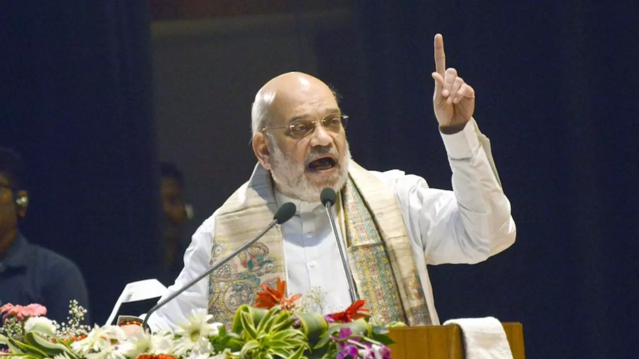 PAK की न्यूक्लियर धमकी से हमें नहीं डरते, ऑपरेशन सिंदूर को लेकर गरजे अमित शाह, बोले- पीएम मोदी के मुंहतोड़ जवाब से पाकिस्तान डरा हुआ