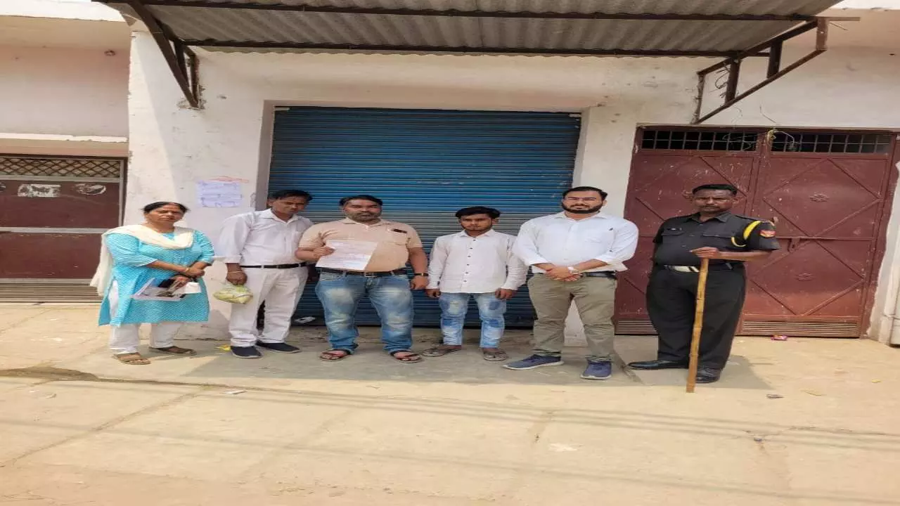 Bareilly News: न्यूज ट्रैक की खबर का असर कथित झोलाछाप की लापरवाही से हुई युवती की मौत पर क्लीनिक हुआ सील