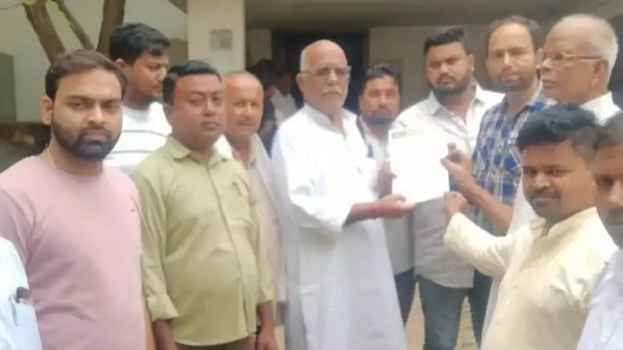 Gonda News: गोंडा में चार गांवों में 84 लाख की लाइटिंग,बाकी 67 पंचायतों में अंधकार