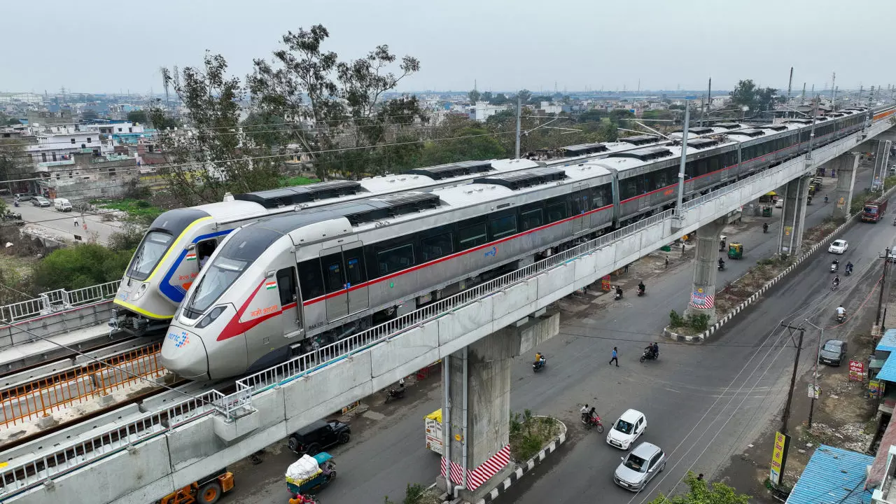 Meerut News: एक ही ट्रैक पर दौड़ेंगी नमो भारत और मेरठ मेट्रो, NCR में पब्लिक ट्रांसपोर्ट की तस्वीर बदलेगी