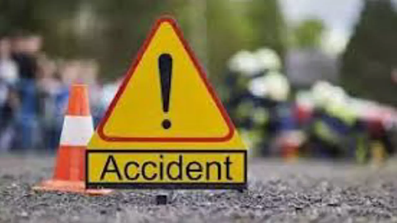 Azamgarh road accident