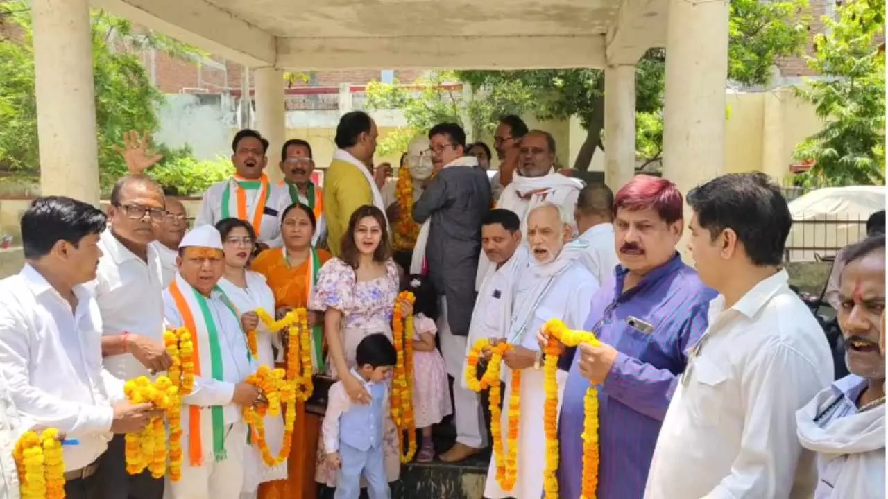 Mirzapur News: पूर्व प्रधानमंत्री स्वर्गीय राजीव गांधी के पुण्यतिथि के कार्यक्रम में लगाया राहुल गांधी अमर रहे का नारा