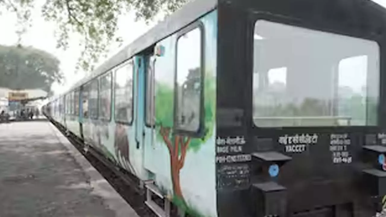 Vistadom Train running from Lucknow to Dudhwa new experience of jungle safari News in hindi