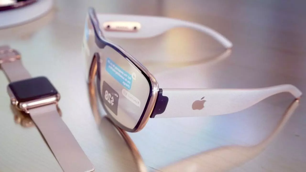Apple’s New Smart Glasses