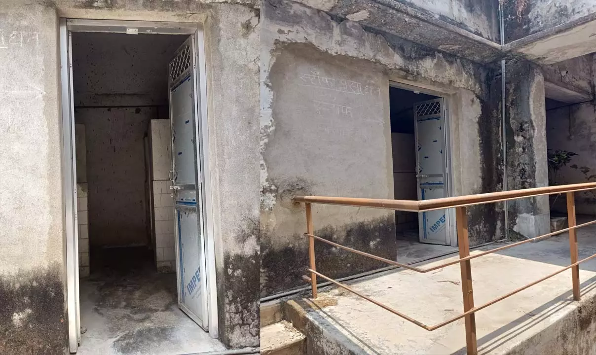 Lack of facilities at Chandauli Polytechnic College Lack of facilities at Chandauli Polytechnic College