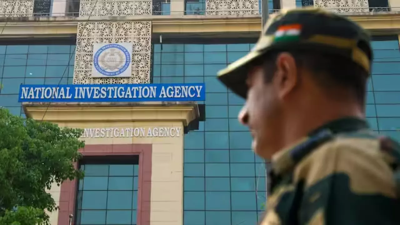CRPF का जवान बना पाकिस्तान का जासूस, पाक को बेची भारत की गोपनीय रिपोर्ट