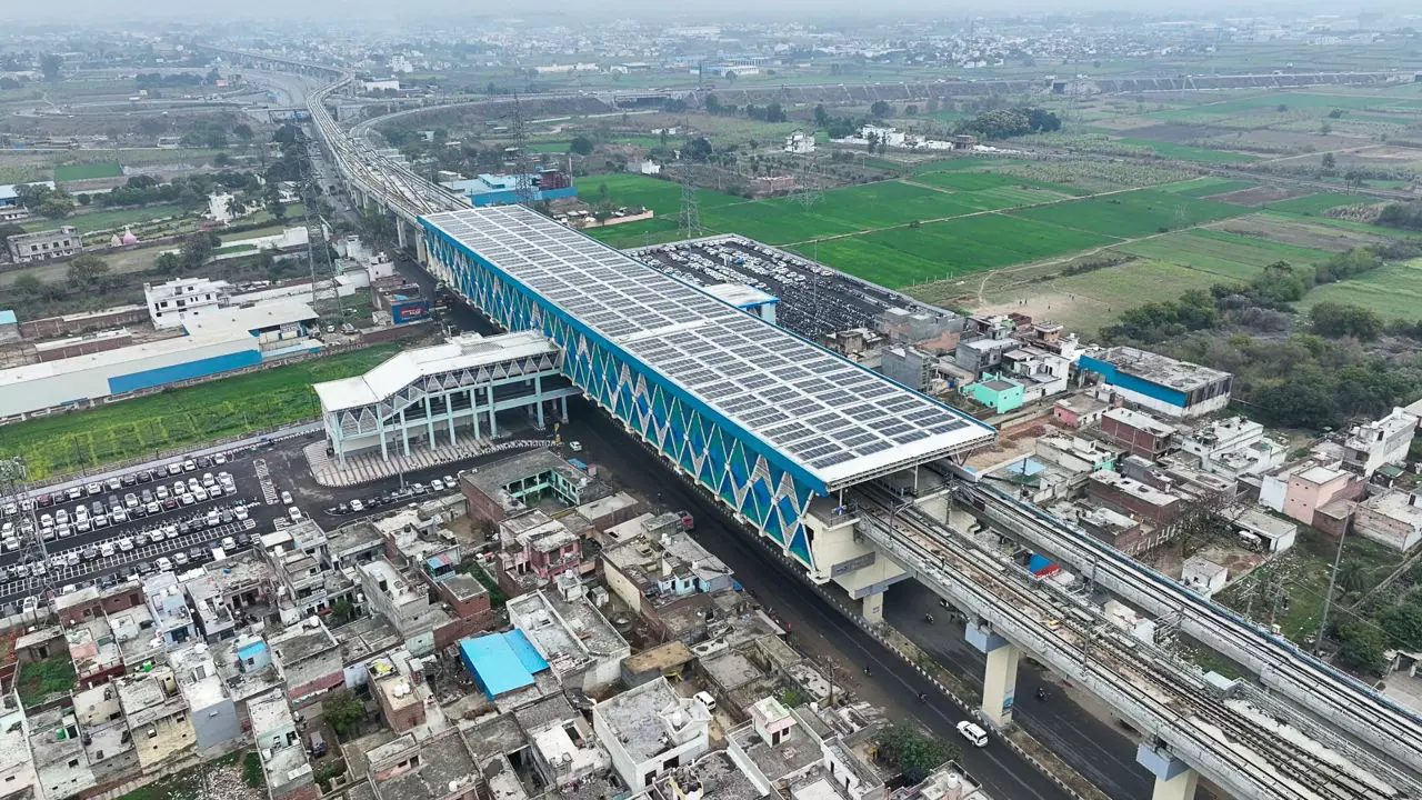 Meerut News: सौर ऊर्जा से दमक उठा मेरठ साउथ नमो भारत स्टेशन, हर साल बनेगी 8 लाख यूनिट से ज्यादा बिजली