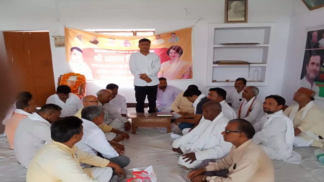 Congressmen celebrate death anniversary of Pandit Jawahar Lal Nehru, first Prime Minister of Azad India