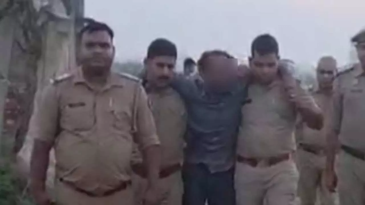 Bulandshahr News: मुठभेड़ में रेपिस्ट रविन्द्र हुआ लंगड़ा, बच्ची की हालत भी गंभीर