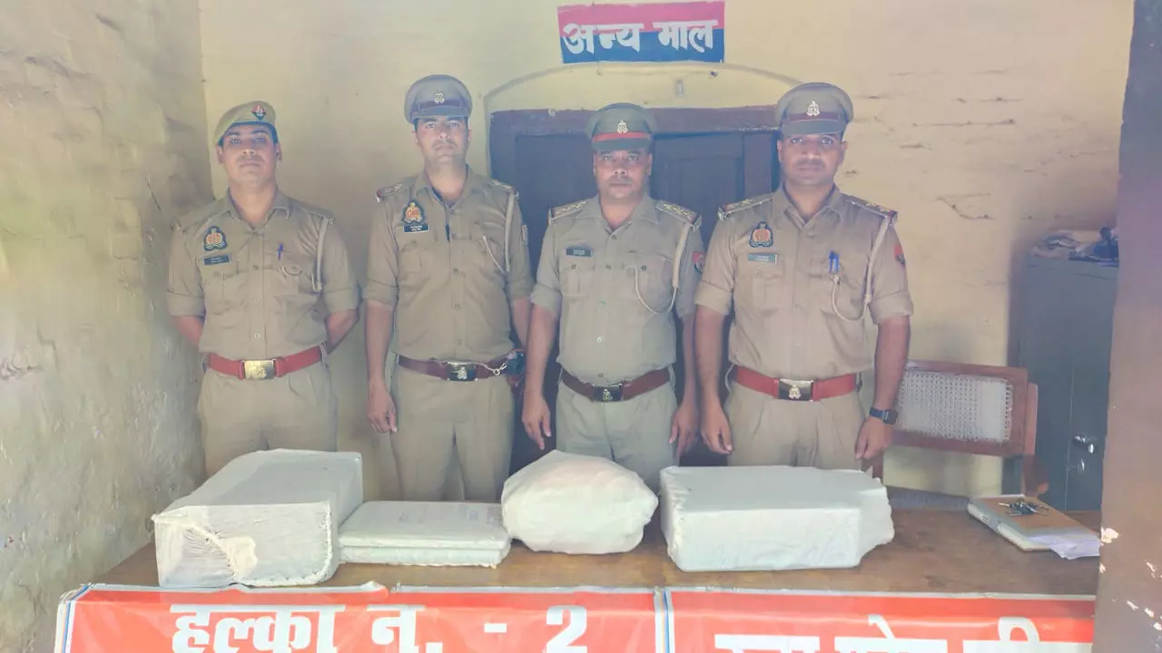 Bareilly News: फर्जी दस्तावेज बनाने वाले रैकेट को पकड़ा ,आरोपी फरार