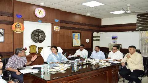 DM-SP directs road safety meeting, campaign on overspeeding and encroachment