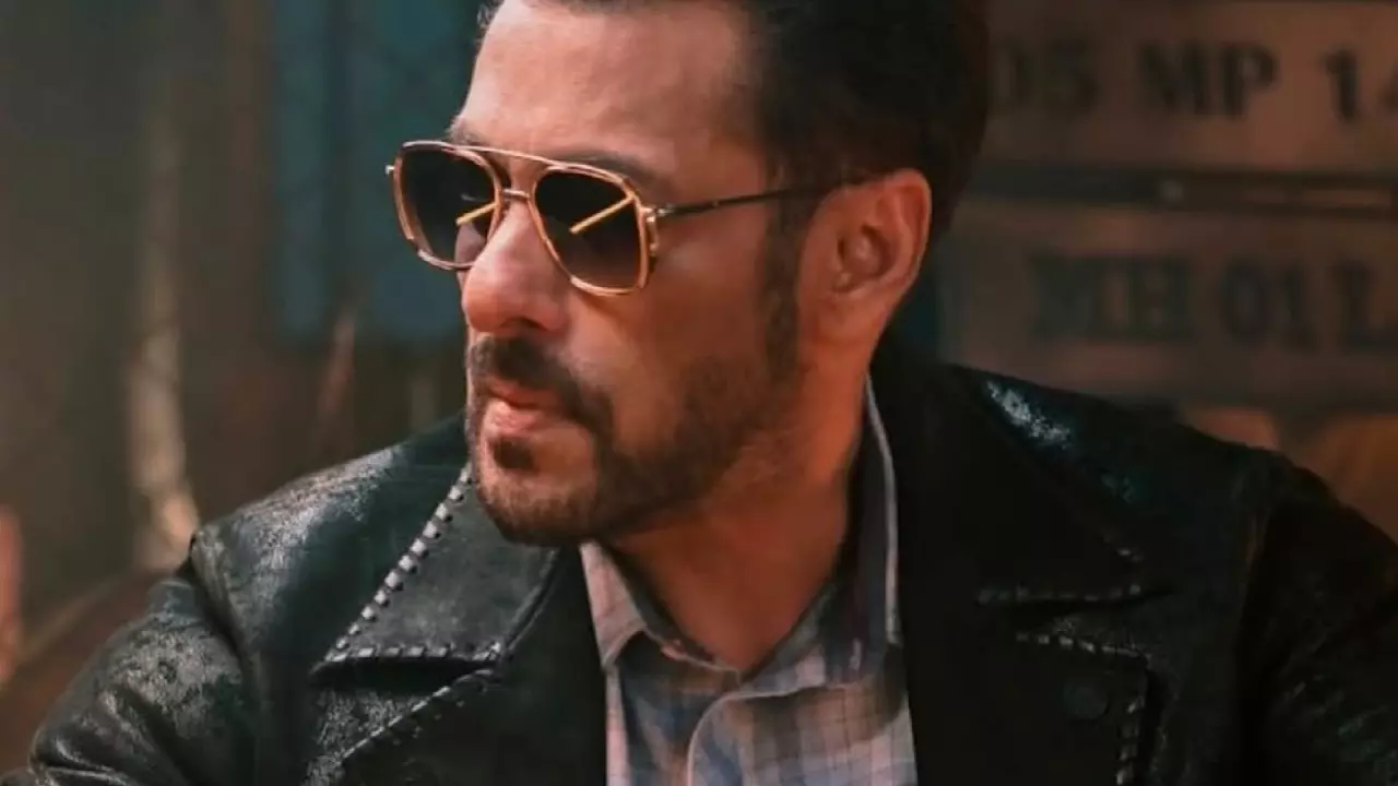 Salman Khan Malyalam Director Mahesh Narayana Movie