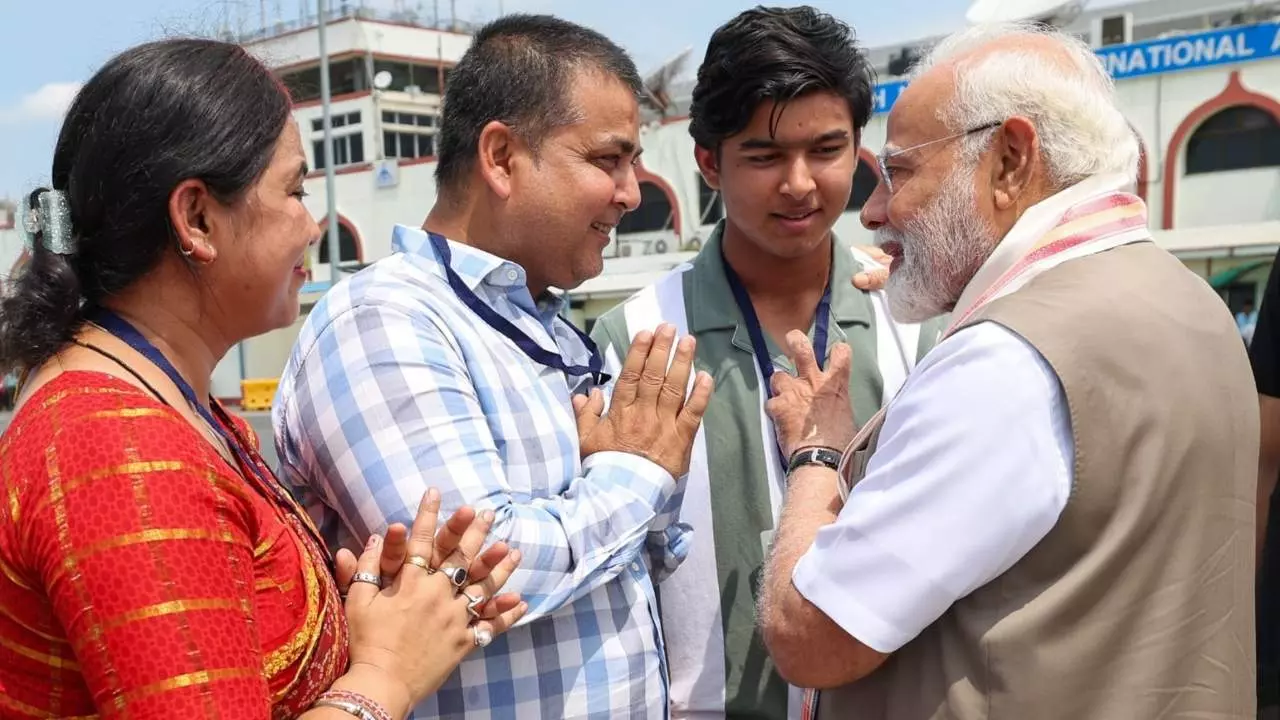 PM Modi meet Vaibhav Suryavanshi