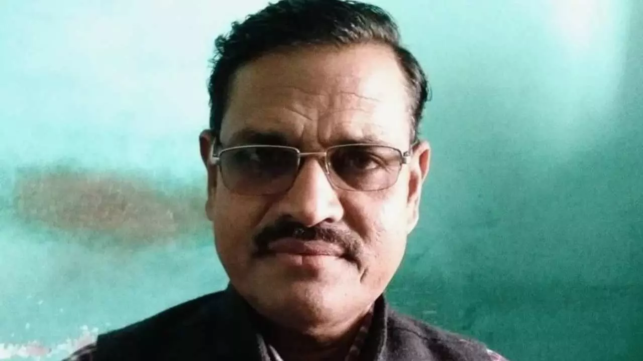 Jaunpur News: रिटायर्ड अधिकारी का मिला शव, हत्या की आशंका
