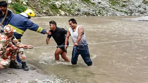 Akhilesh Yadav Akhilesh Yadav