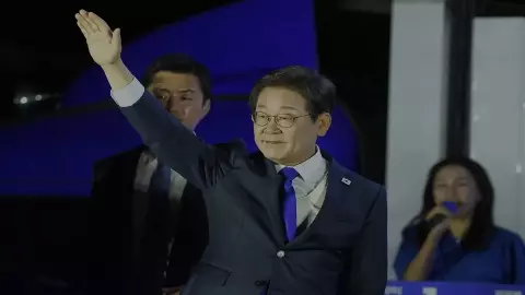 South Korean Minister South Korean Minister