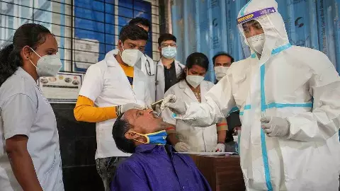 कोरोना से 44 की मौत! वर्क फ्रॉर्म होम को लेकर आ सकता है बड़ा फैसला, 24 घंटे में बिगड़े हालात कोरोना से 44 की मौत! वर्क फ्रॉर्म होम को लेकर आ सकता है बड़ा फैसला, 24 घंटे में बिगड़े हालात