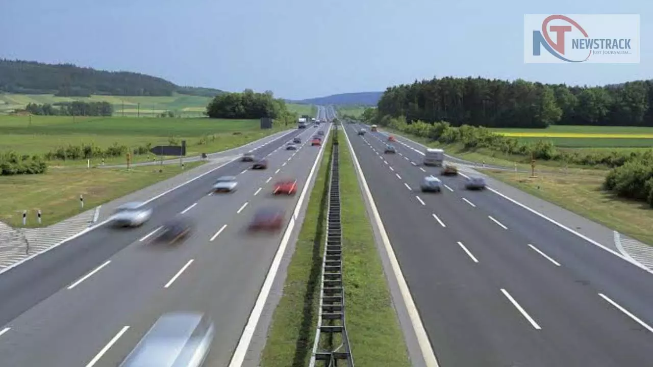Do not enter under construction expressway DM Anunay Jha appeal news in hindi