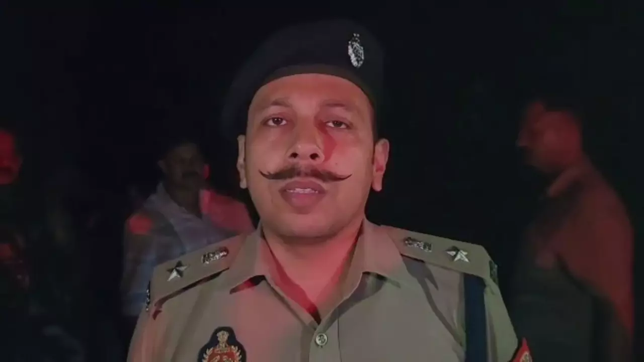 तीन साल की बच्ची के साथ दुष्कर्म करने का आरोपी पुलिस मुठभेड़ ढेर, 24 घंटे के भीतर पुलिस ने की कार्रवाई तीन साल की बच्ची के साथ दुष्कर्म करने का आरोपी पुलिस मुठभेड़ ढेर, 24 घंटे के भीतर पुलिस ने की कार्रवाई