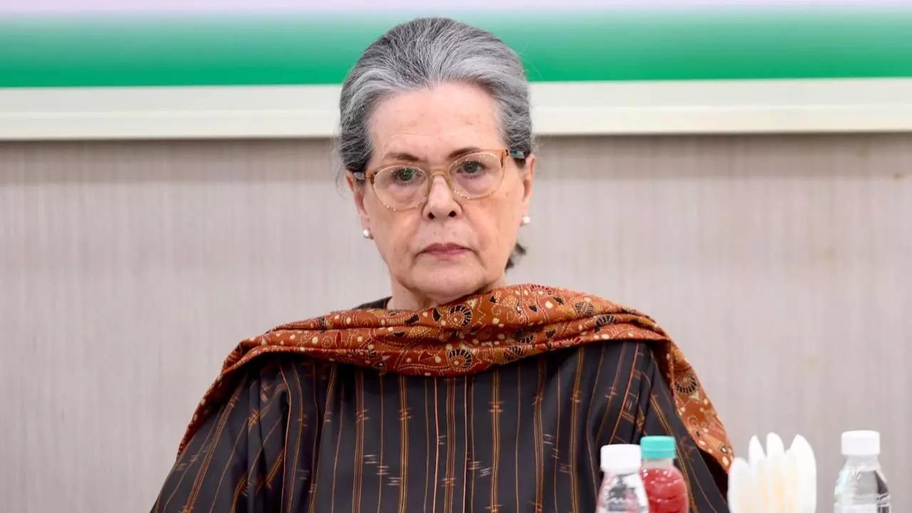 Sonia Gandhi admitted IGMC