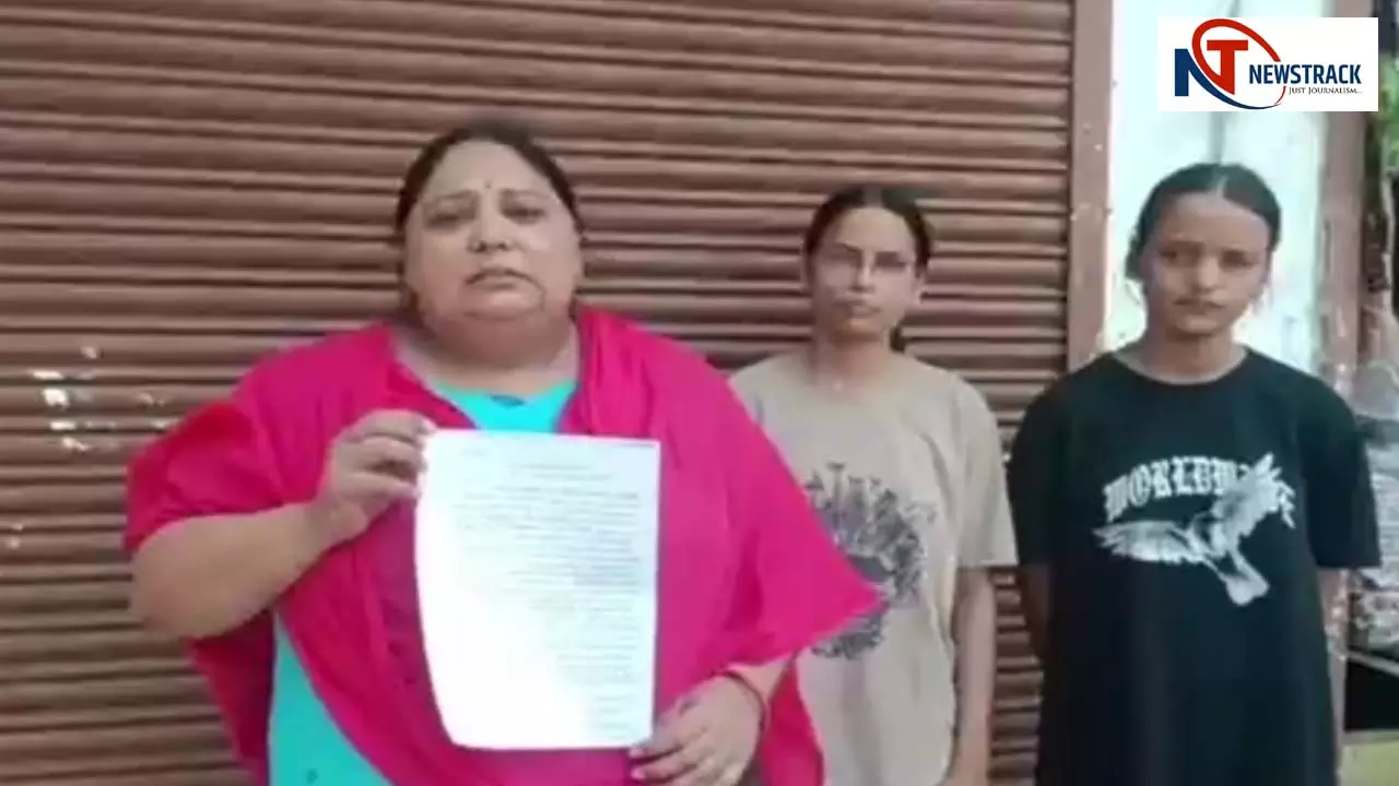 Woman demands rights with children from unfaithful husband