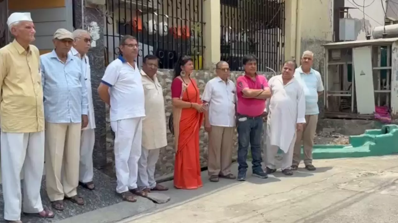 Muzaffarnagar News: हिंदू बाहुल्य क्षेत्र में मजार को लेकर विवाद, लैंड जिहाद का लगा आरोप, 15 जून को हनुमान चालीसा पाठ की दी चेतावनी