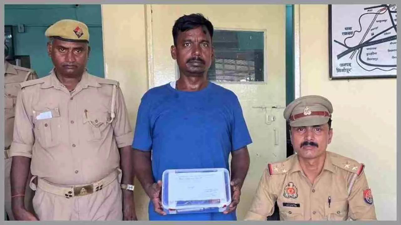 Chandauli News:अवैध हथियार के साथ धराया अभियुक्त, चंदौली पुलिस की बड़ी कार्रवाई