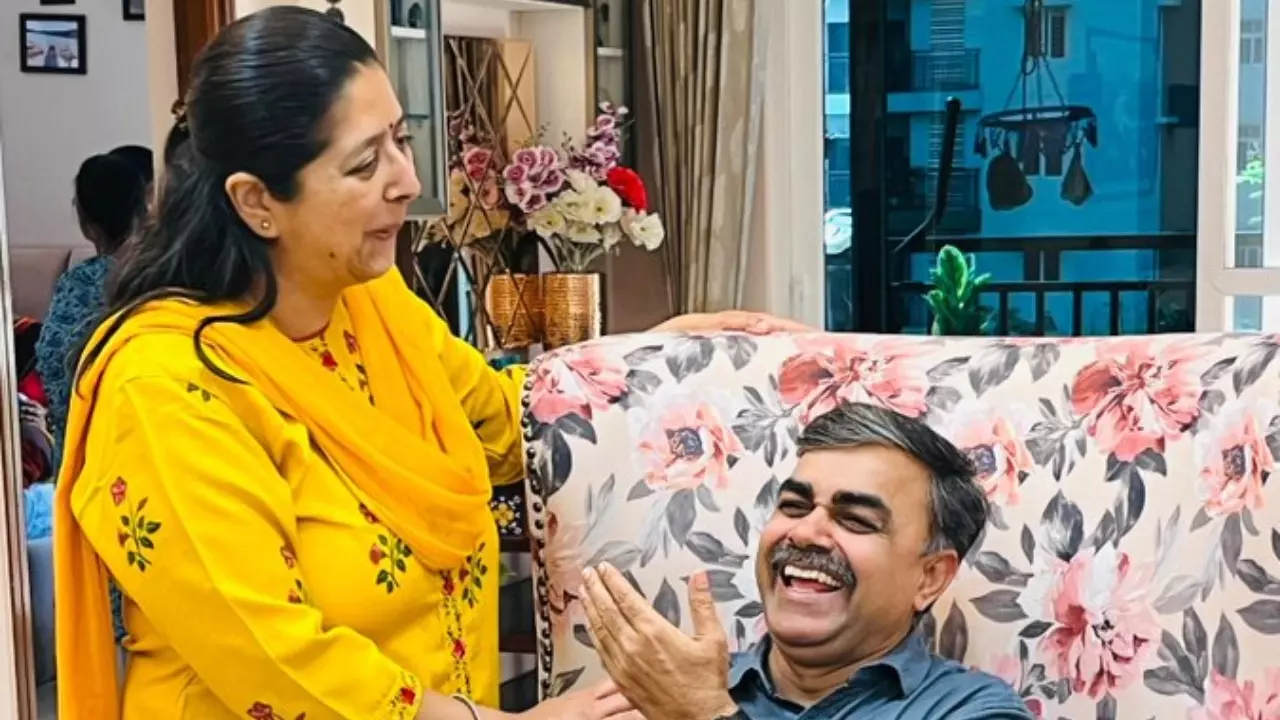 अहमदाबाद विमान हादसे में आगरा के नीरज-अपर्णा लवानिया की दर्दनाक मौत, लंदन यात्रा बना आखिरी सफर