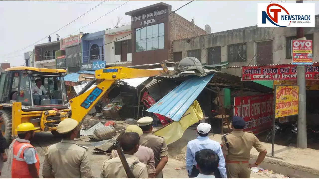 Administration cracks down on illegal encroachment with bulldozers