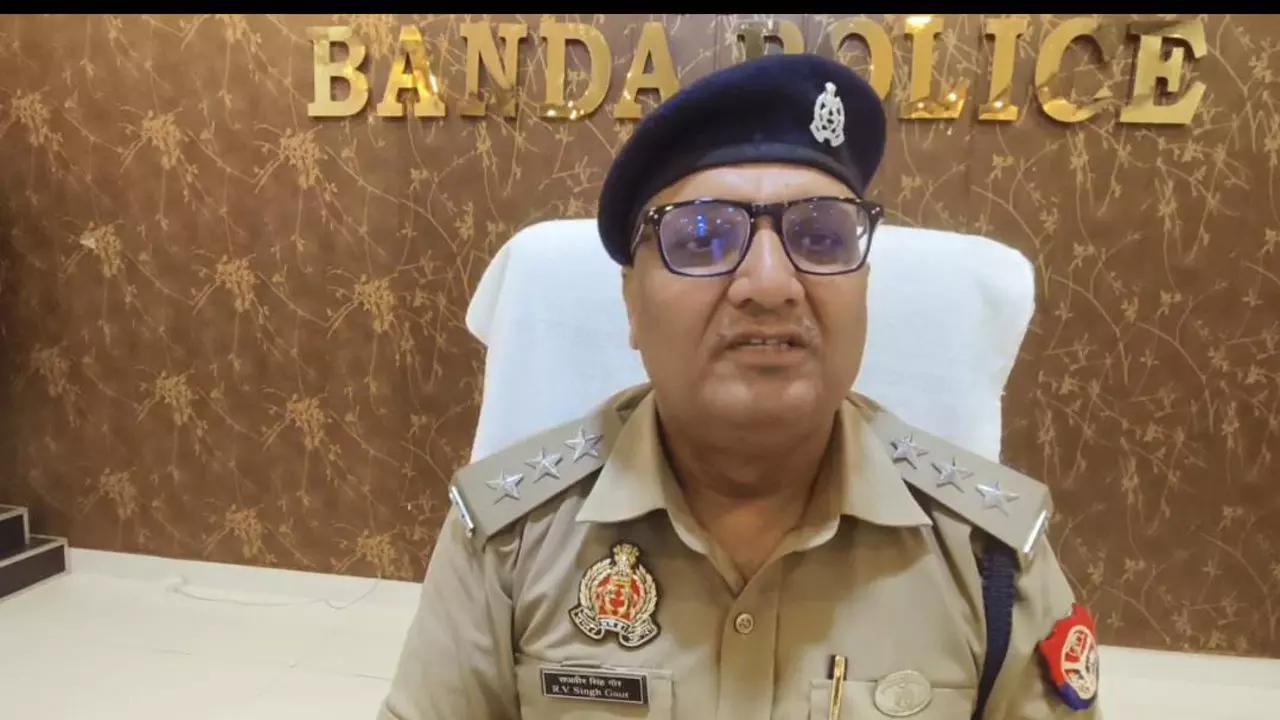 Banda News: किशोरवय बुआ-भतीजी ने लगाई फांसी, 4 फीट की दूरी पर दुपट्टों से लटके मिले शव