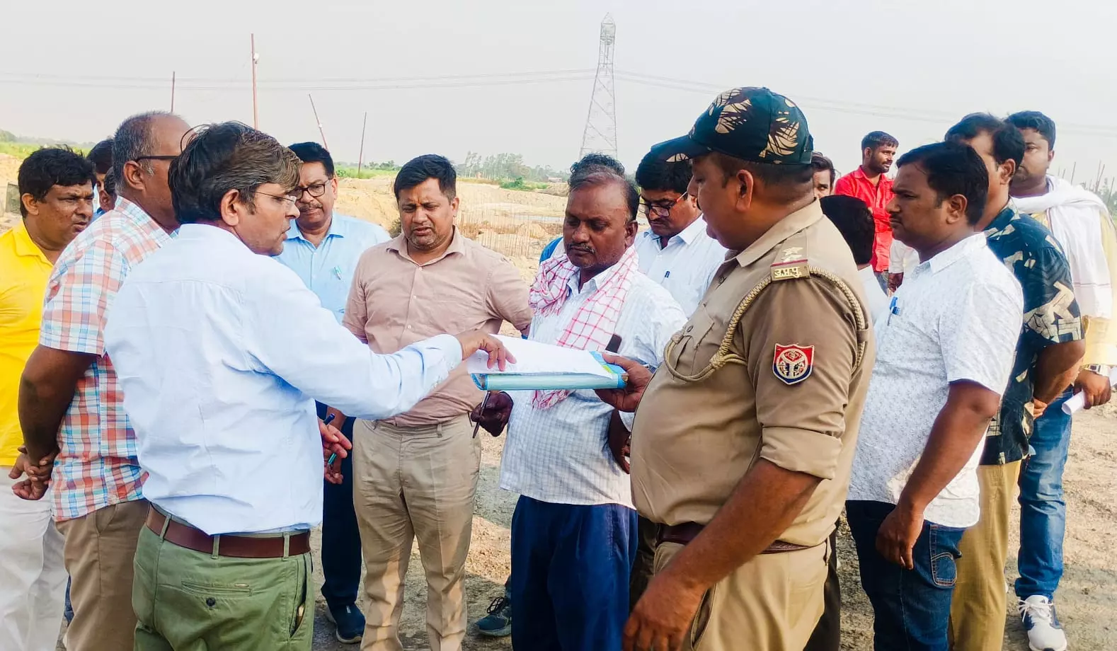Sant Kabir Nagar News: कठिनइया नदी का प्रवाह मोड़ने का मामला, रिवर फ्रंट पर लगा ग्रहण, शासन ने रोका निर्माण कार्य
