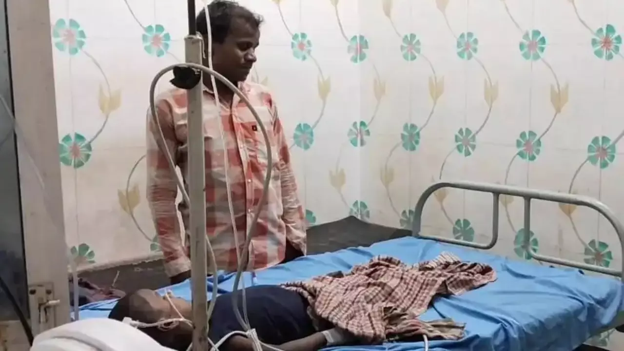 Chandauli News: चंदौली में पांच साल के बच्चे के पेट से निकला 400 ग्राम बालों का गुच्छा, पेट दर्द की शिकायत पर हुआ खुलासा
