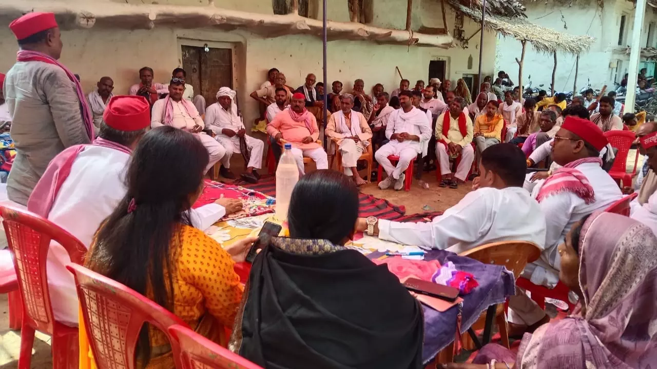 Banda News: सपा ने पीडीए के लोगों को भाजपा से डराया, गुलाम बनने का खतरा बताया, एकता पर रहा जोर