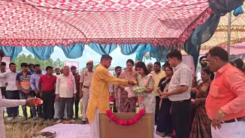 Raebareli News: रायबरेली में CM मॉडल कंपोजिट विद्यालय का भूमि पूजन, ग्रामीण शिक्षा में नई क्रांति का सूत्रपात Raebareli News: रायबरेली में CM मॉडल कंपोजिट विद्यालय का भूमि पूजन, ग्रामीण शिक्षा में नई क्रांति का सूत्रपात