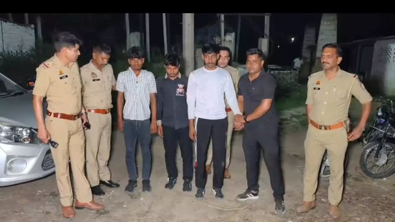 Muzaffarnagar News: लूट क़ी योजना बना रहे डकैतों के साथ पुलिस की मुठभेड़, दो घायल सहित 5 गिरफ्तार