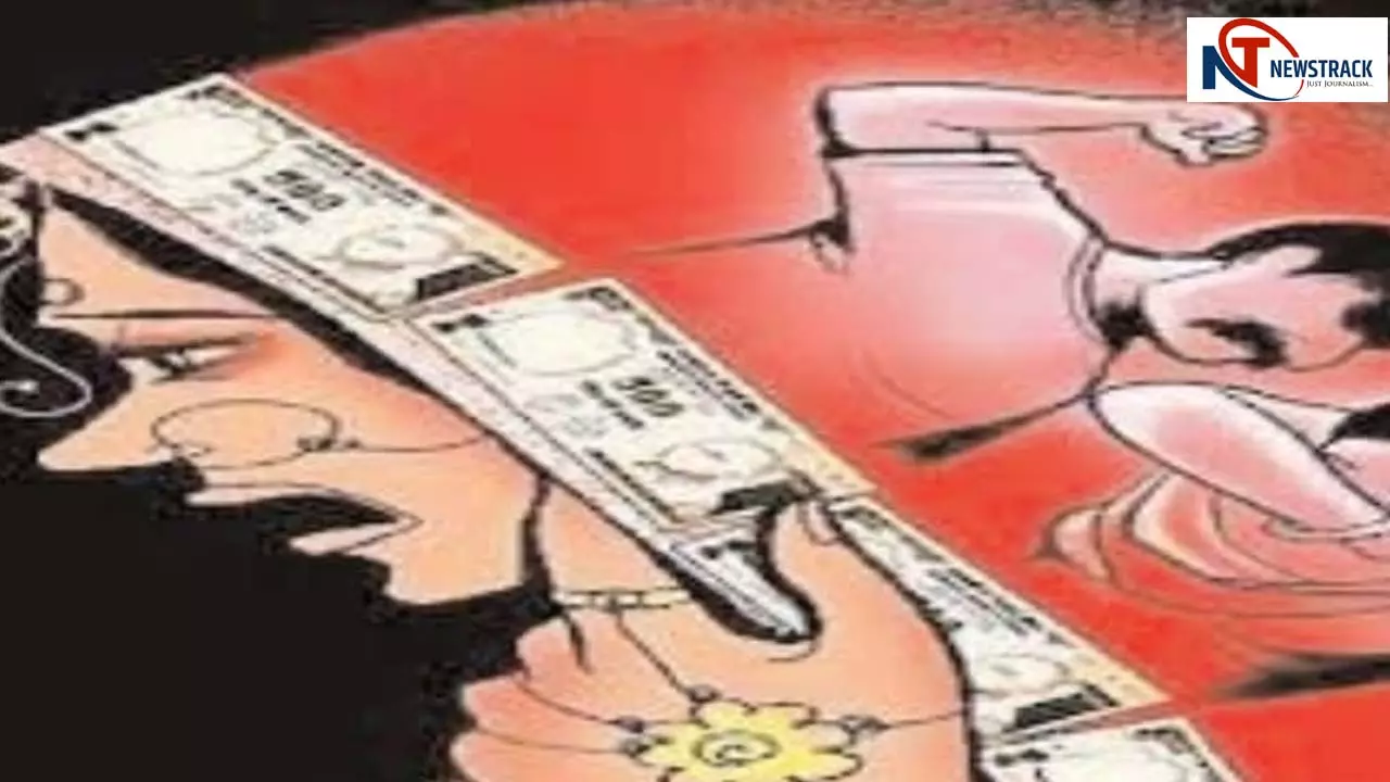 bareilly-dowry-case-wife-assaulted-thrown-out-demand-bullet-bike-cash