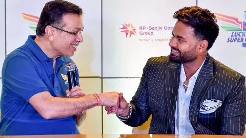 Sanjiv Goenka and Rishabh Pant Sanjiv Goenka and Rishabh Pant