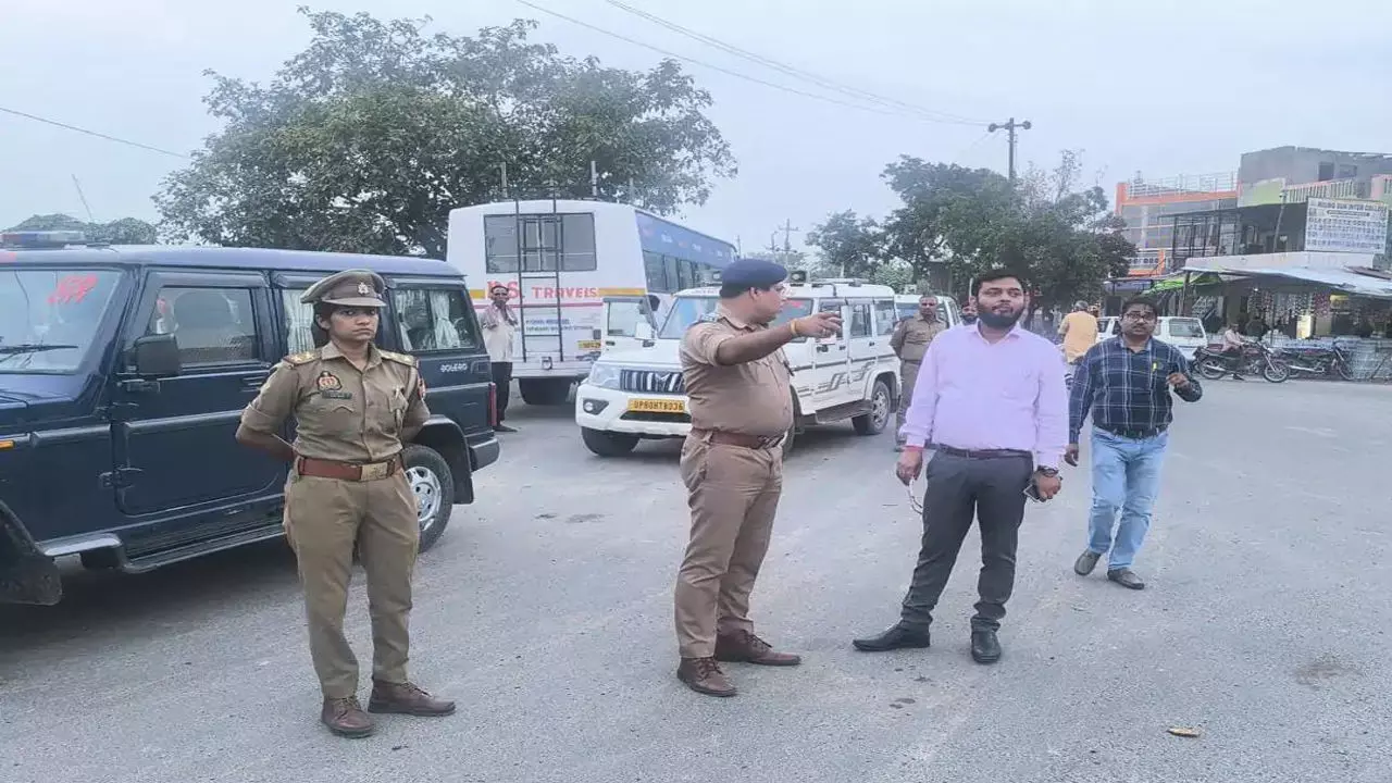Mainpuri News: सड़क दुर्घटनाओं की रोकथाम को लेकर मैनपुरी प्रशासन सक्रिय, चिन्हित किए जा रहे ब्लैक स्पॉट
