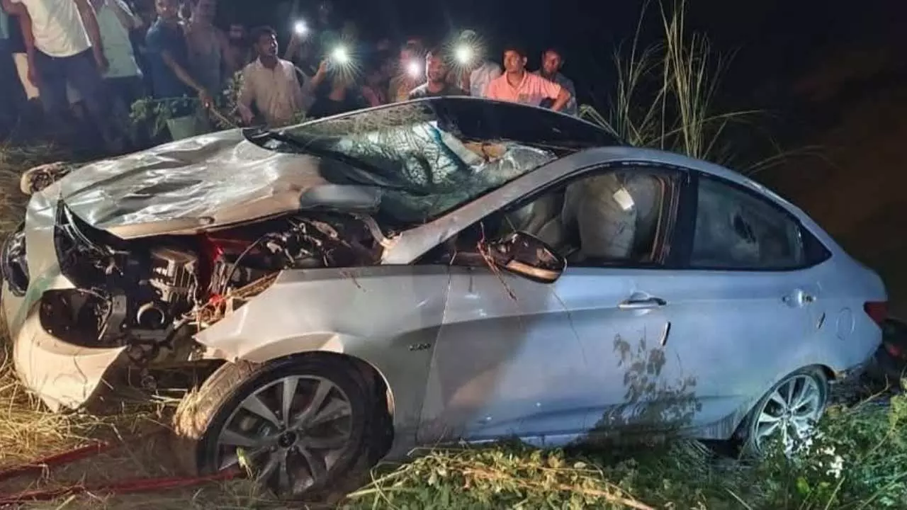 Kushinagar News: कार समेत डूबे युवक का शव बरामद, मुख्य पश्चिमी गंडक नहर में डूबा था युवक
