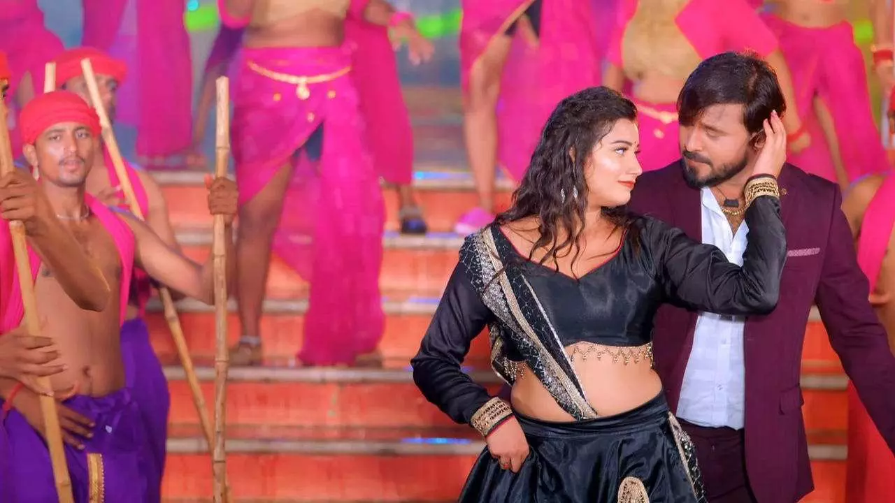 Mohabbat Ke Jhanda song Released