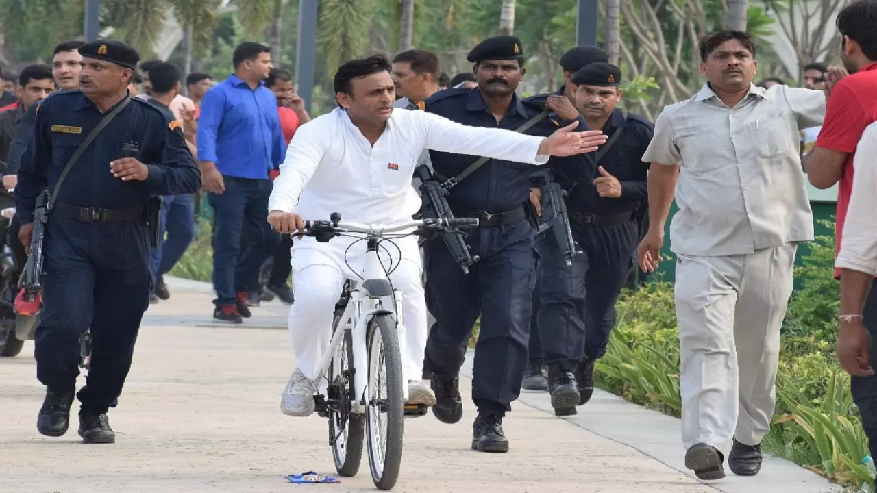 akhilesh yadav Birthday